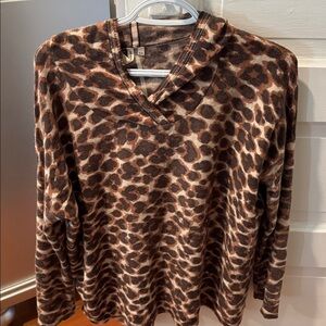 Cashmere Leopard Print hoodie - Browns/cream